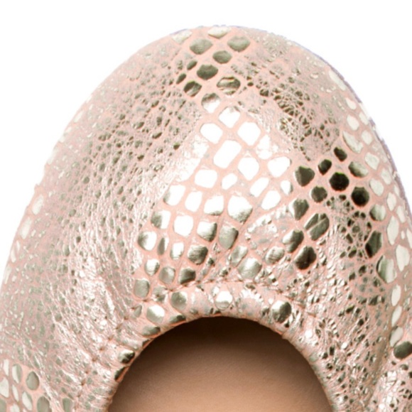 🥿BNIB Romantic Blush Tieks ~ size 9🥿 - Picture 2 of 9